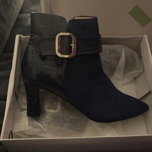 Elegant Black Ankle Boots